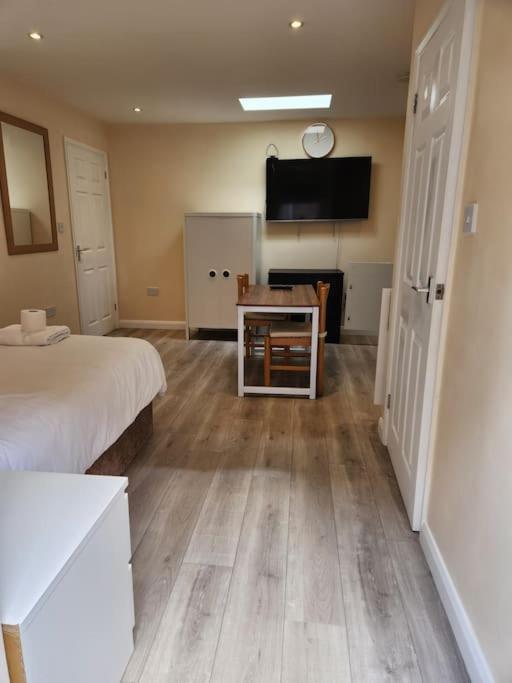 Beautiful Private En-Suite Room With Its Own Entry Bexleyheath Exteriör bild